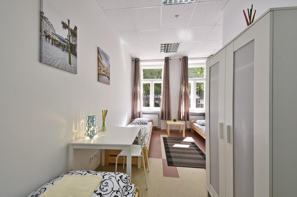 Laisves Avenue Hostel "Easy Kaunas" Zewnętrze zdjęcie